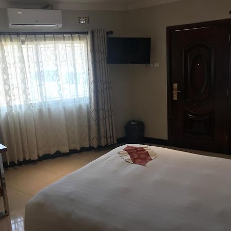 Northern Rock Hotel Mpika المظهر الخارجي الصورة